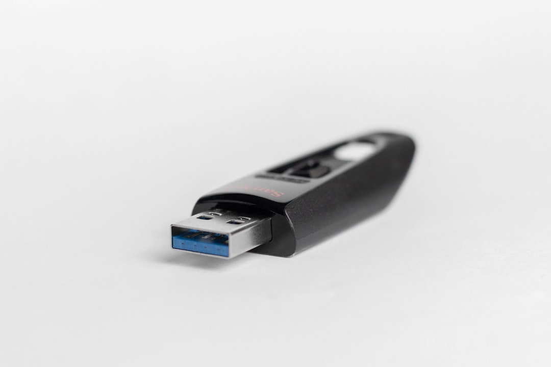 윈도우에서 USB 메모리가 인식 안 될 때 해결하는 방법